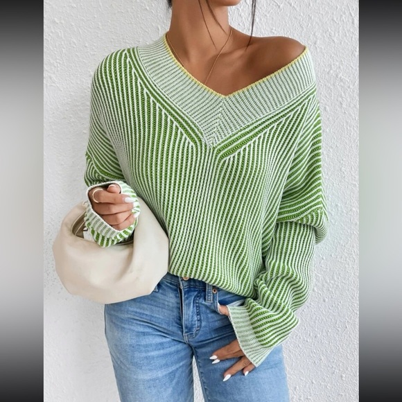 Cozy Relaxed Fit Slouchy Stripes Sweater Top - Picture 15 of 16